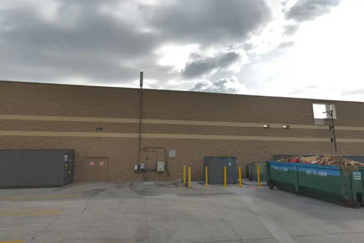 Walmart Supercenter - 10500 W Colonial Dr (Boost Mobile)