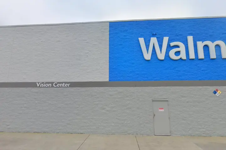 Walmart Supercenter - 1095 Industrial Pkwy (Boost Mobile)