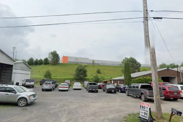 Walmart Supercenter - 1102 Million Dollar Hwy (Boost Mobile)