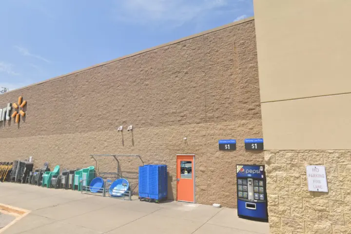 Walmart Supercenter - 1121 E Caro Rd (Boost Mobile)