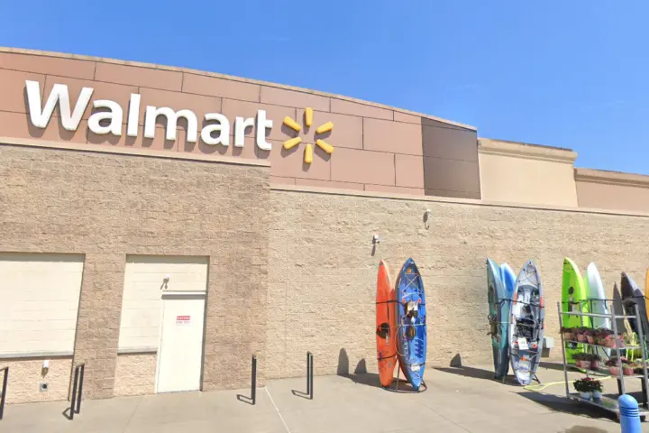 Walmart Supercenter - 1201 SW 15th Ave (Boost Mobile)