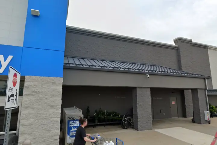 Walmart Supercenter - 1220 Theil St (Boost Mobile)