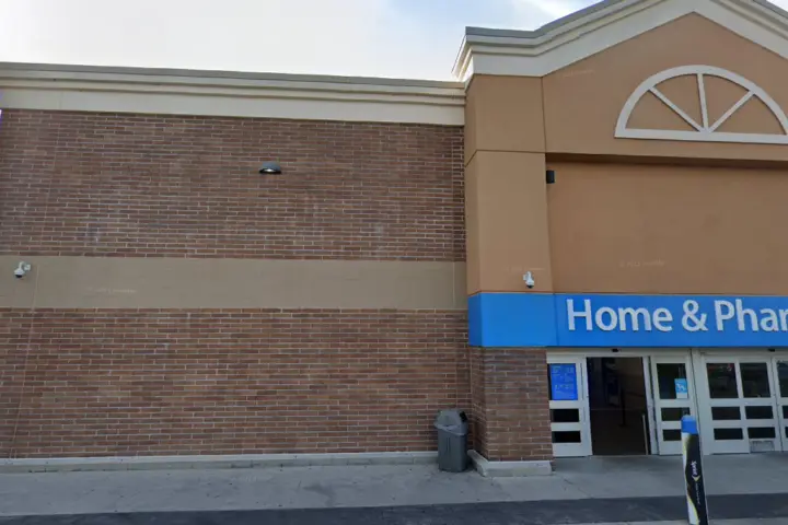 Walmart Supercenter - 1239 FL-436 (Boost Mobile)