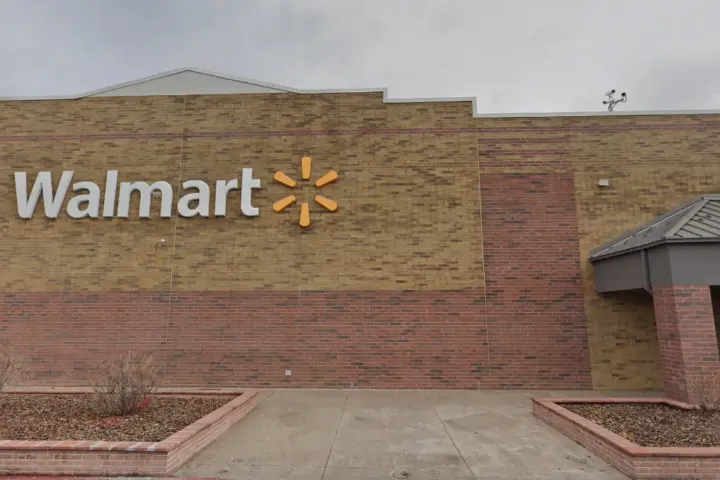 Walmart Supercenter - 125 2nd St (Boost Mobile)