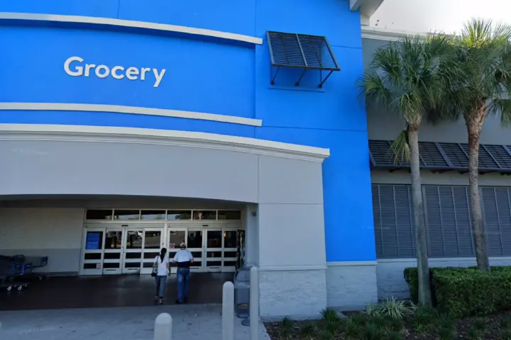 Walmart Supercenter - 12610 US-19 (Boost Mobile)