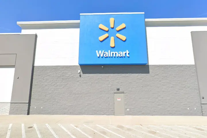Walmart Supercenter - 1300 E Ash St (Boost Mobile)