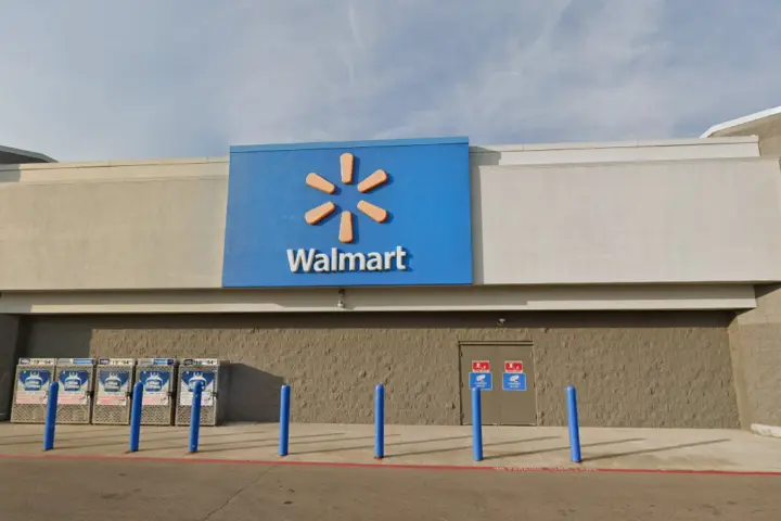 Walmart Supercenter - 1301 SW 37th St (Boost Mobile)