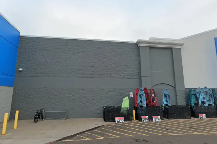Walmart Supercenter - 1308 MN-33 (Boost Mobile)