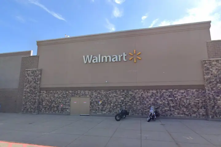 Walmart Supercenter - 1325 N Denver Ave (Boost Mobile)