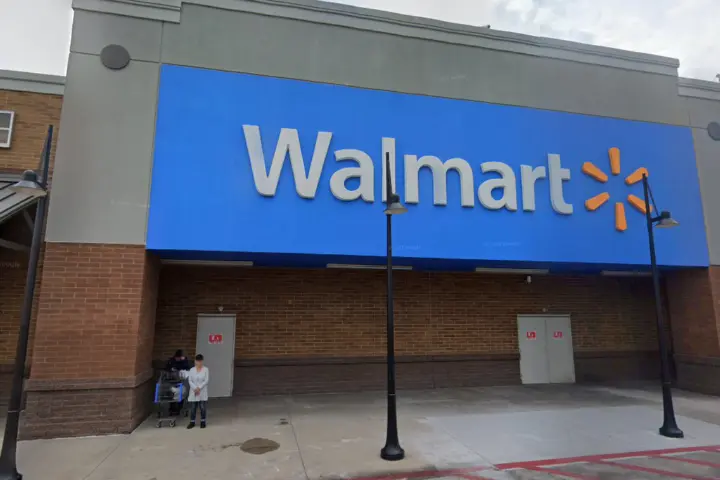 Walmart Supercenter - 13600 S Alden St (Boost Mobile)