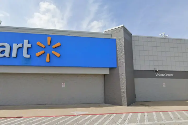 Walmart Supercenter - 1400 Mall Dr (Boost Mobile)