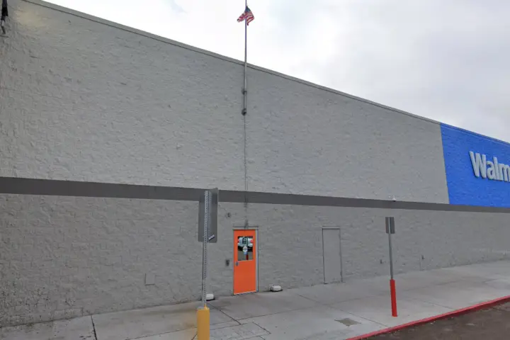 Walmart Supercenter - 1401 S Dewey St (Boost Mobile)