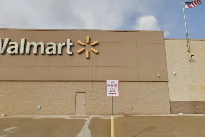 Walmart Supercenter - 14595 US-231 (Boost Mobile)