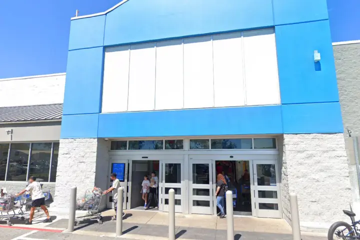 Walmart Supercenter - 1471 Osceola Pkwy (Boost Mobile)