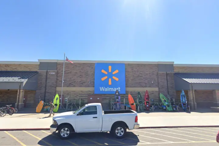 Walmart Supercenter - 1500 N 7th Ave (Boost Mobile)