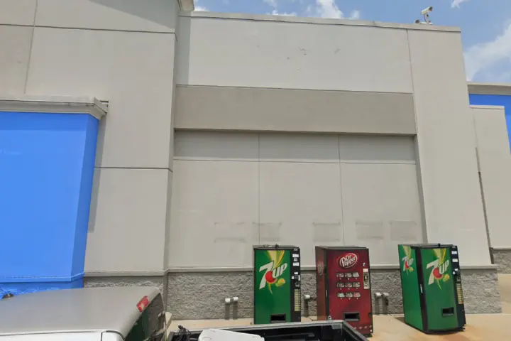 Walmart Supercenter - 1500 US-62 (Boost Mobile)
