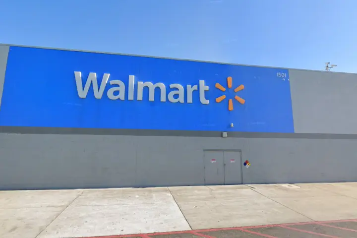 Walmart Supercenter - 1501 Manhattan Blvd (Boost Mobile)