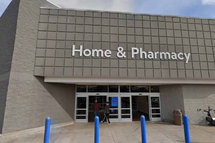 Walmart Supercenter - 15328 US-19 (Boost Mobile)