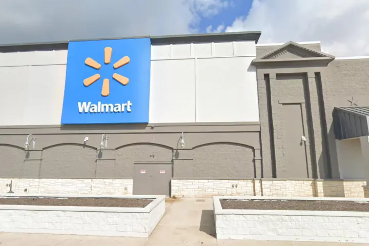 Walmart Supercenter - 1548 FM 685 (Boost Mobile)