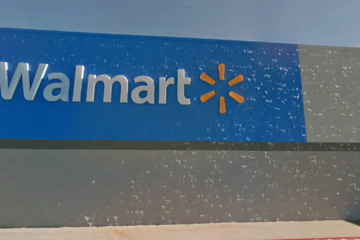 Walmart Supercenter - 1600 W Wisconsin St (Boost Mobile)