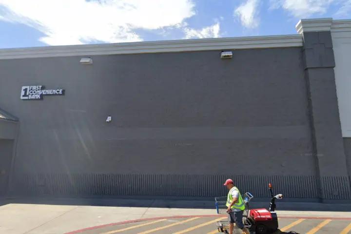 Walmart Supercenter - 1607 W Bethany Home Rd (Boost Mobile)
