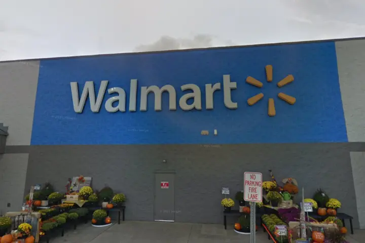 Walmart Supercenter - 1640 S Washington St (Boost Mobile)