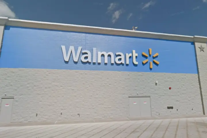 Walmart Supercenter - 1650 TX-351 (Boost Mobile)