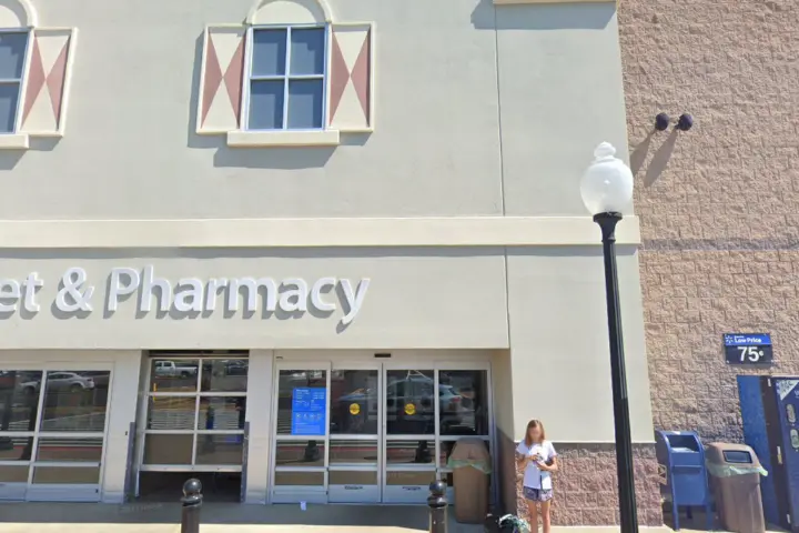 Walmart Supercenter - 1650 Washington St (Boost Mobile)