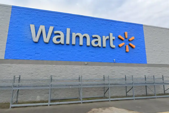 Walmart Supercenter - 1675 N Howe St (Boost Mobile)