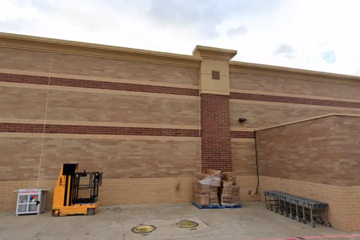 Walmart Supercenter - 1700 Dallas Pkwy (Boost Mobile)