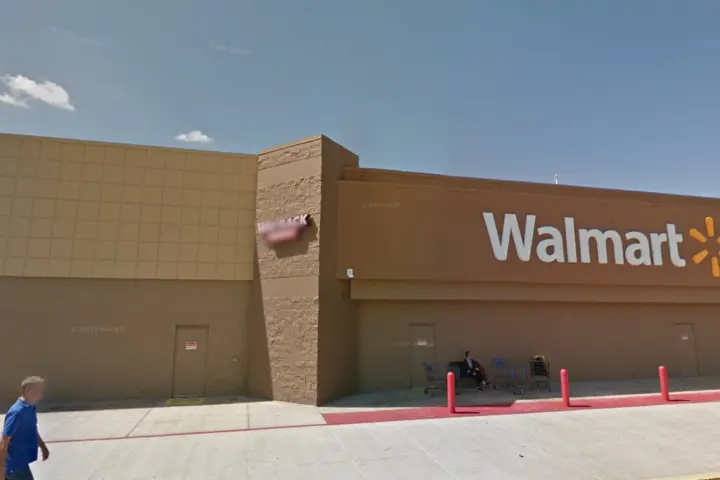 Walmart Supercenter - 17030 US-441 (Boost Mobile)