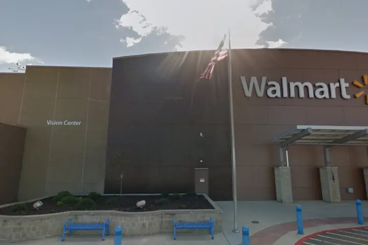 Walmart Supercenter - 1731 Blakeslee Blvd Dr E (Boost Mobile)