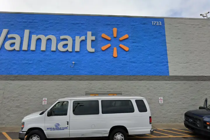 Walmart Supercenter - 1733 2nd St S (Boost Mobile)