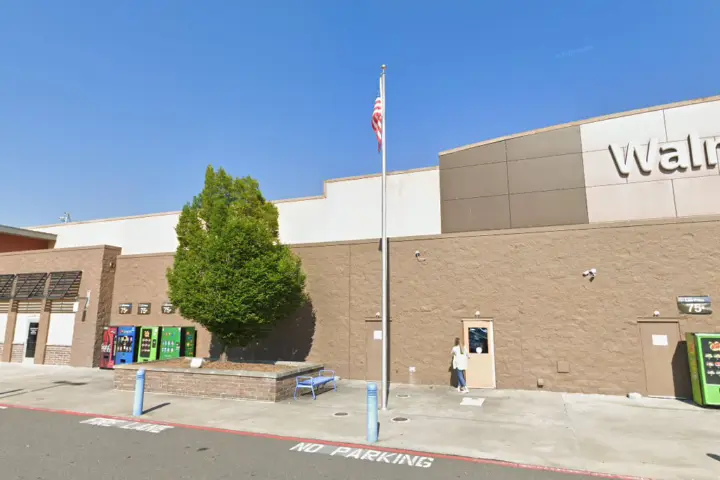 Walmart Supercenter - 175 SC-274 (Boost Mobile)