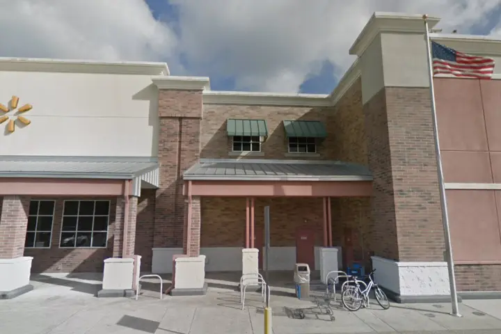 Walmart Supercenter - 1800 NE 12th Ave (Boost Mobile)