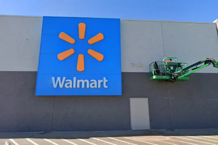 Walmart Supercenter - 1881 Madison Ave (Boost Mobile)