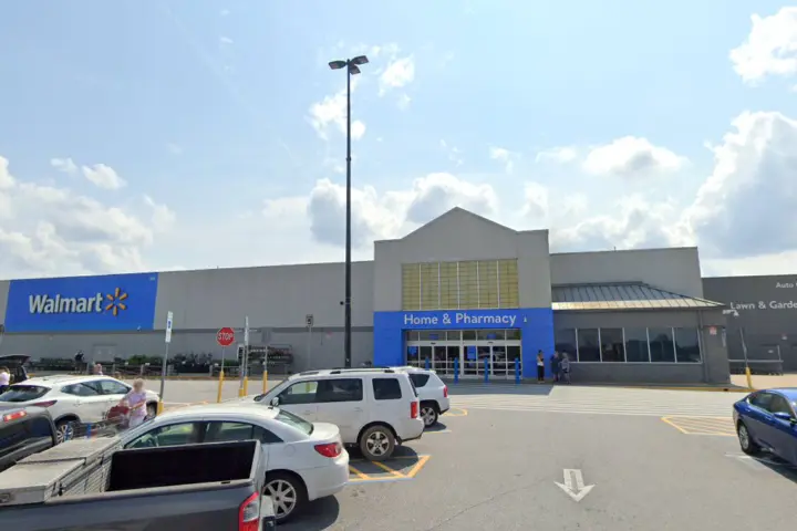 Walmart Supercenter - 197 Plz Dr Ext (Boost Mobile)