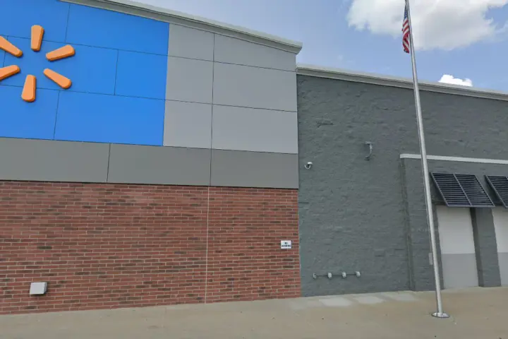 Walmart Supercenter - 19801 Robson Rd (Boost Mobile)