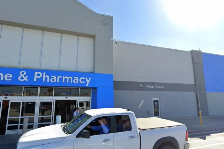 Walmart Supercenter - 2000 US-181 (Boost Mobile)