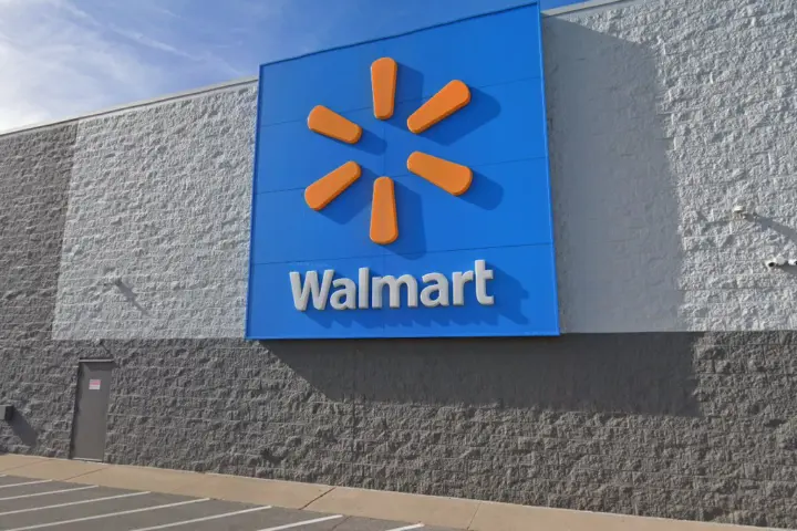 Walmart Supercenter - 2015 S Green Ave (Boost Mobile)