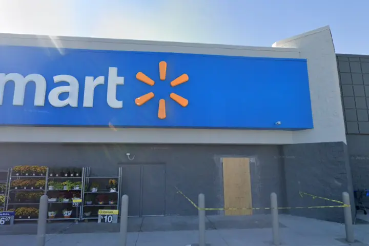 Walmart Supercenter - 2015 W Foxwood Dr (Boost Mobile)