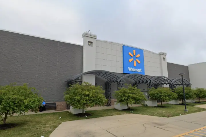 Walmart Supercenter - 2025 Merchant Mile (Boost Mobile)