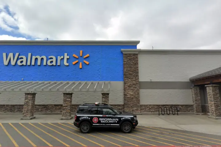 Walmart Supercenter - 20307 Mountain Hwy E (Boost Mobile)