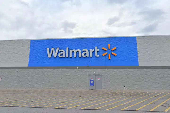 Walmart Supercenter - 2050 W Spring St (Boost Mobile)