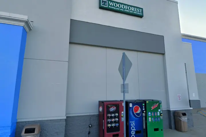 Walmart Supercenter - 2080 IL-50 (Boost Mobile)