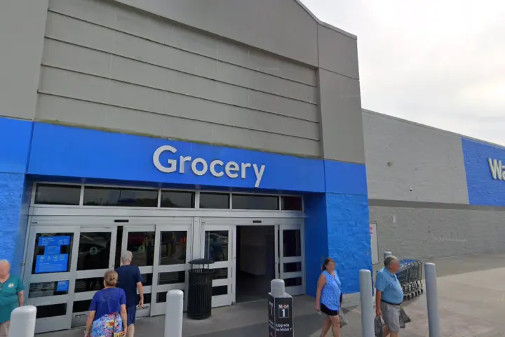Walmart Supercenter - 2101 S Parrott Ave (Boost Mobile)
