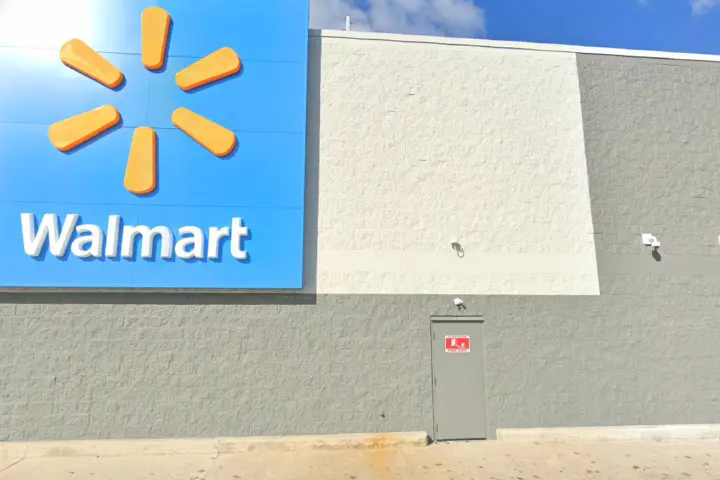 Walmart Supercenter - 2111 N Jackson St (Boost Mobile)