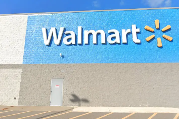 Walmart Supercenter - 2121 Lincoln St (Boost Mobile)