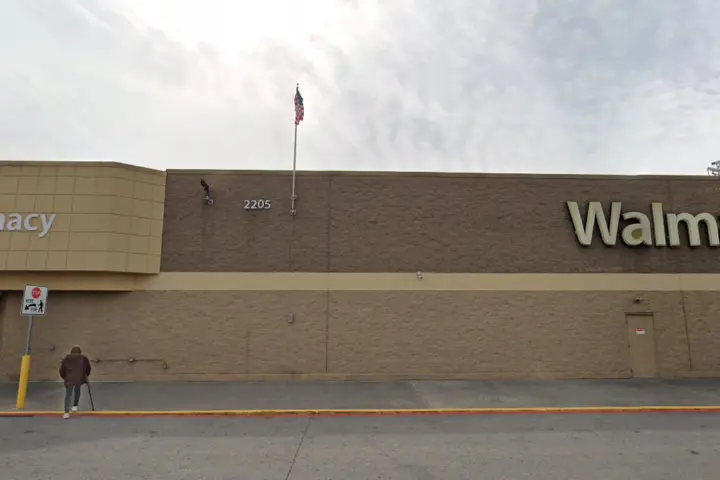 Walmart Supercenter - 2205 Harrison Rd SE (Boost Mobile)