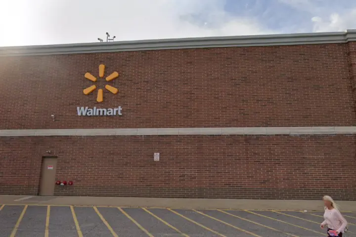 Walmart Supercenter - 223 Meadowlands Dr (Boost Mobile)